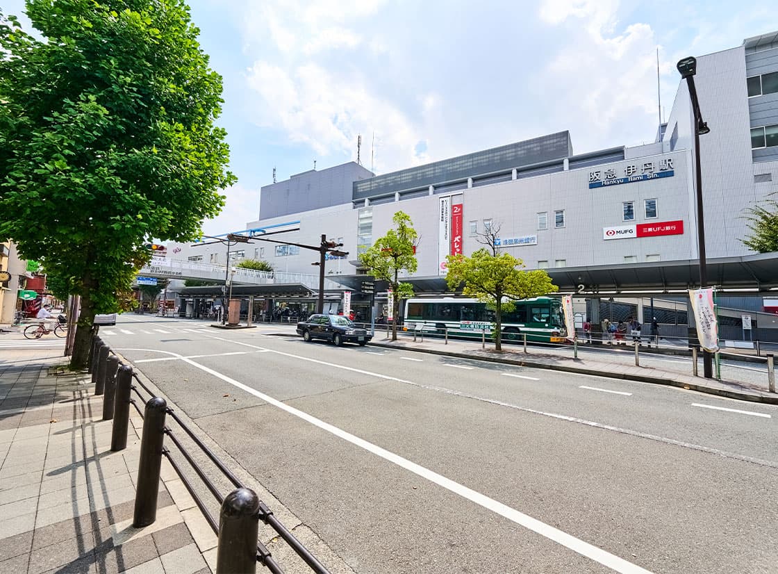 阪急伊丹駅の外観風景